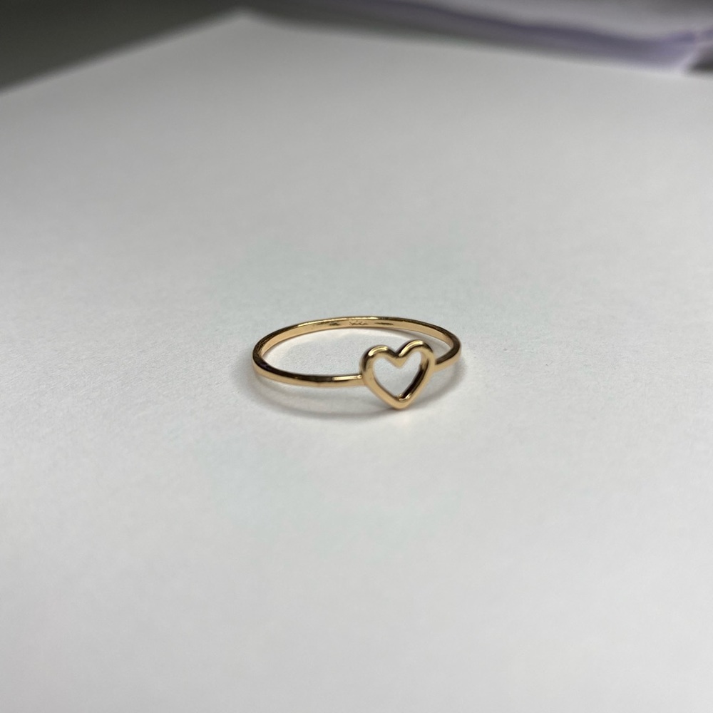 Minimalist style, stackable, alloy metal (no rust)